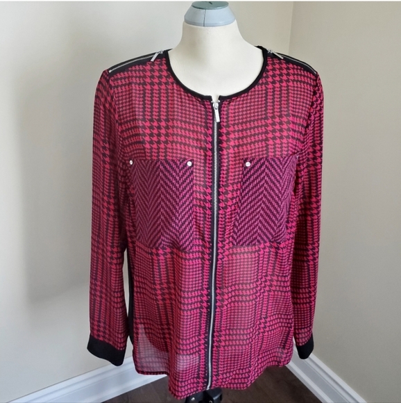 Michael Kors Houndstooth Print Front Zip Blouse - Picture 4 of 9